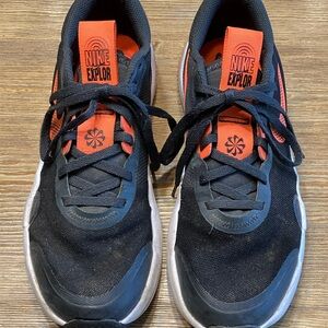 Nike Explor Y6.5 Black and Orange Running Sneakers